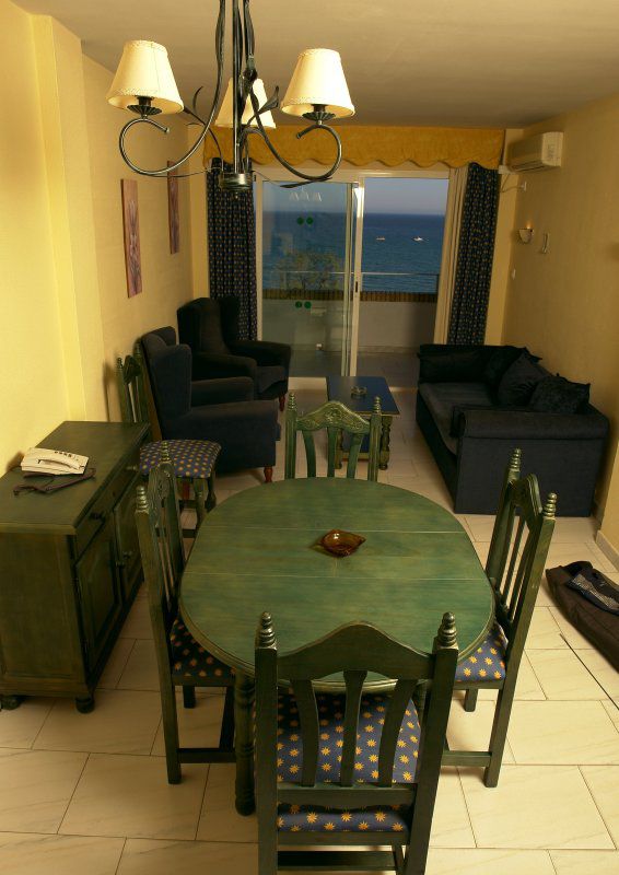 Apts Buensol Torremolinos Exteriör bild